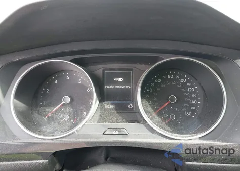 2019 Volkswagen Tiguan 2.0T S z USA, uszkodzony, nr VIN 3VV1B7AX5KM009121